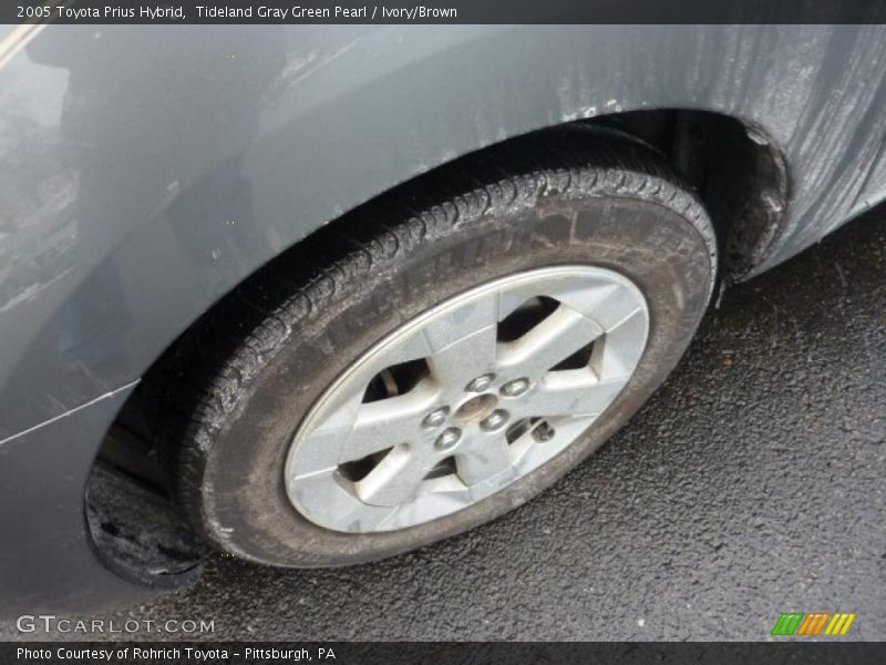 Tideland Gray Green Pearl / Ivory/Brown 2005 Toyota Prius Hybrid