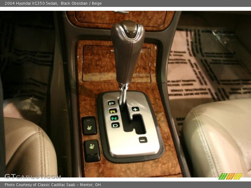 Black Obsidian / Beige 2004 Hyundai XG350 Sedan