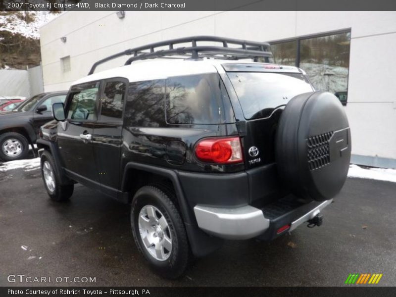 Black Diamond / Dark Charcoal 2007 Toyota FJ Cruiser 4WD