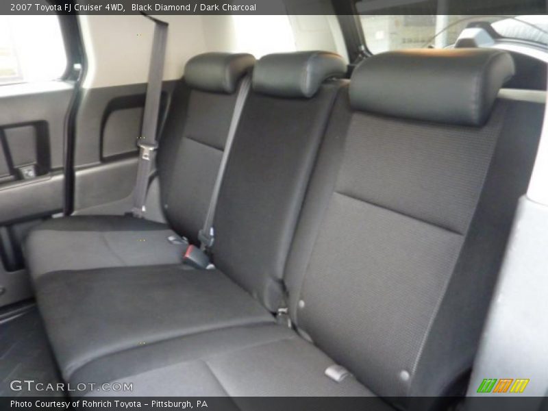 Black Diamond / Dark Charcoal 2007 Toyota FJ Cruiser 4WD