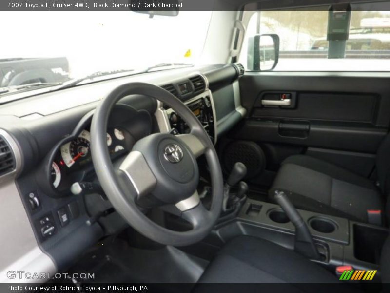 Black Diamond / Dark Charcoal 2007 Toyota FJ Cruiser 4WD