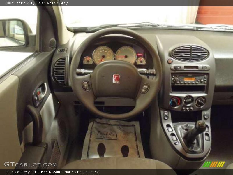 Dashboard of 2004 VUE 