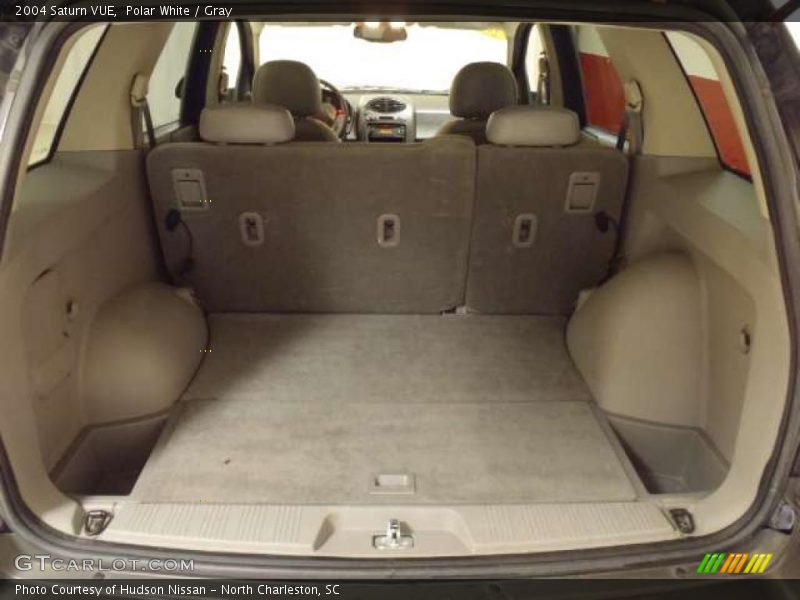  2004 VUE  Trunk