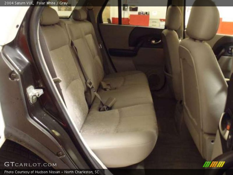 Polar White / Gray 2004 Saturn VUE