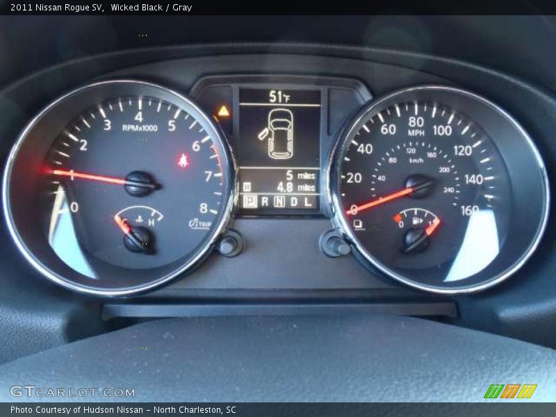 Wicked Black / Gray 2011 Nissan Rogue SV