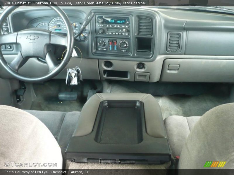 Dark Green Metallic / Gray/Dark Charcoal 2004 Chevrolet Suburban 1500 LS 4x4