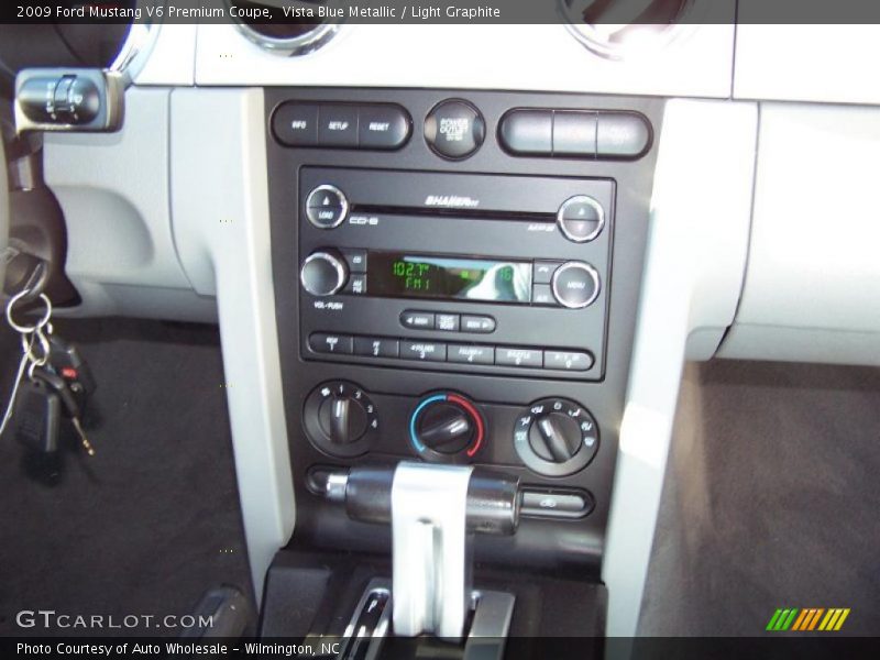 Vista Blue Metallic / Light Graphite 2009 Ford Mustang V6 Premium Coupe