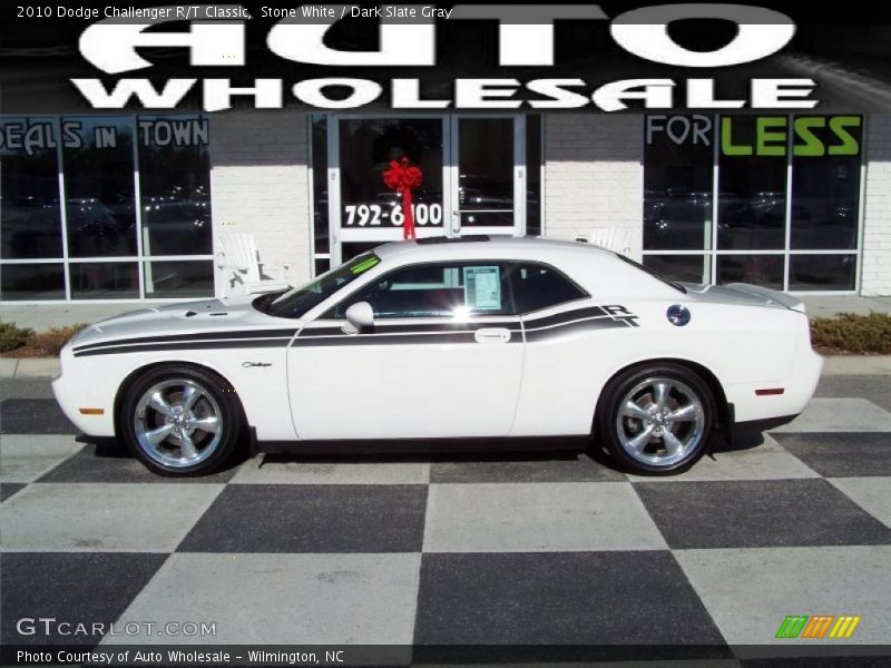 Stone White / Dark Slate Gray 2010 Dodge Challenger R/T Classic