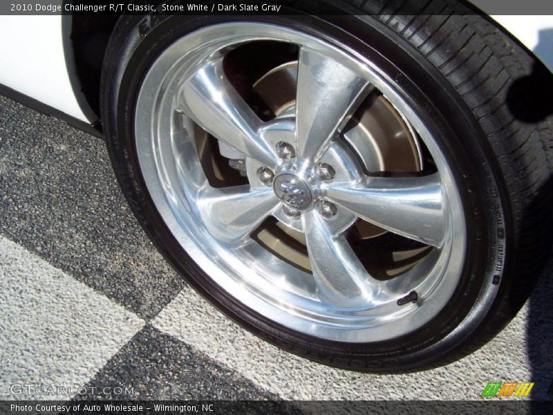 Stone White / Dark Slate Gray 2010 Dodge Challenger R/T Classic