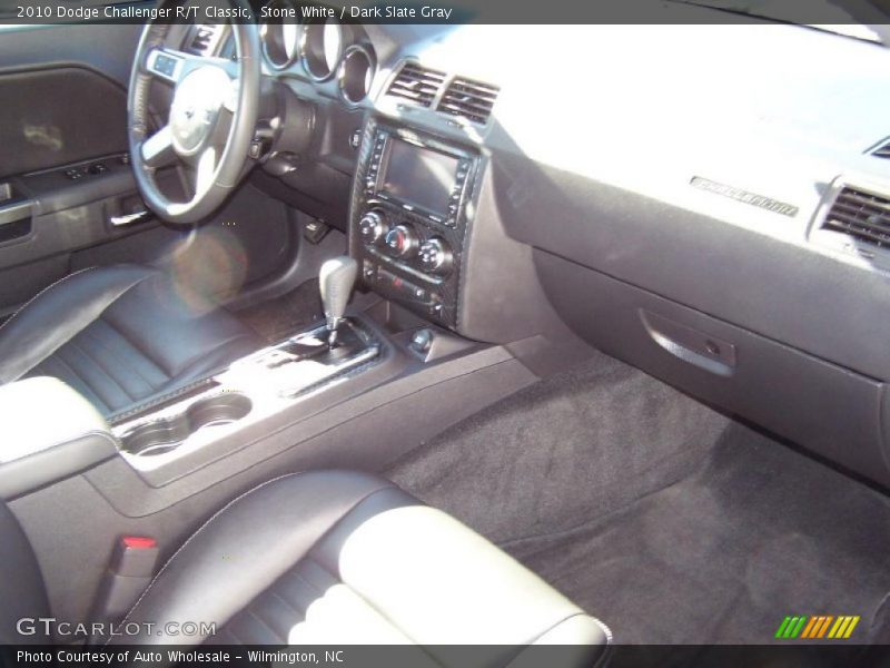 Stone White / Dark Slate Gray 2010 Dodge Challenger R/T Classic