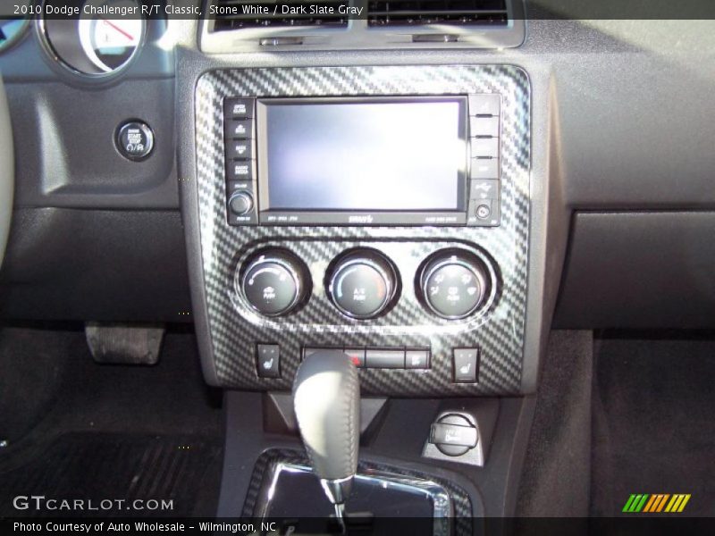 Stone White / Dark Slate Gray 2010 Dodge Challenger R/T Classic