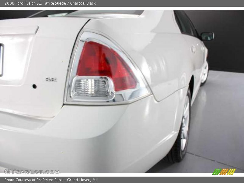 White Suede / Charcoal Black 2008 Ford Fusion SE
