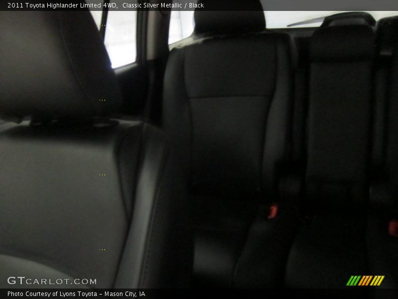 Classic Silver Metallic / Black 2011 Toyota Highlander Limited 4WD