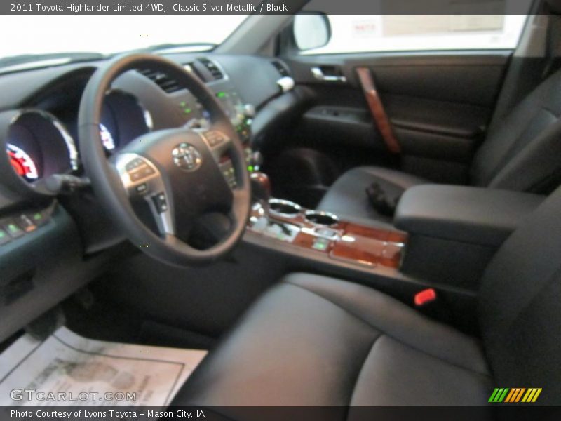 Classic Silver Metallic / Black 2011 Toyota Highlander Limited 4WD