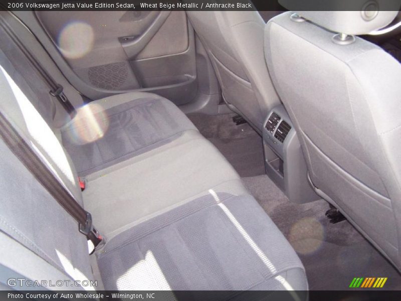 Wheat Beige Metallic / Anthracite Black 2006 Volkswagen Jetta Value Edition Sedan
