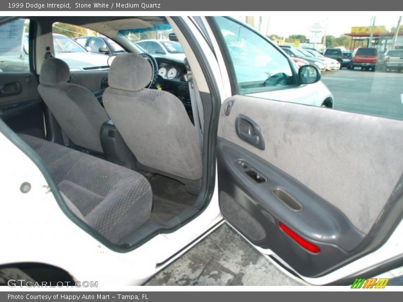 Stone White / Medium Quartz 1999 Dodge Intrepid