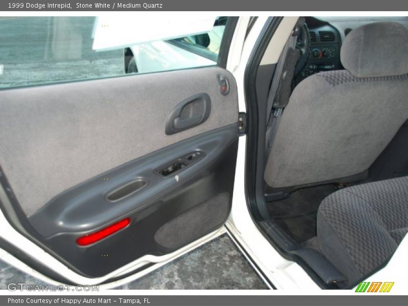 Stone White / Medium Quartz 1999 Dodge Intrepid
