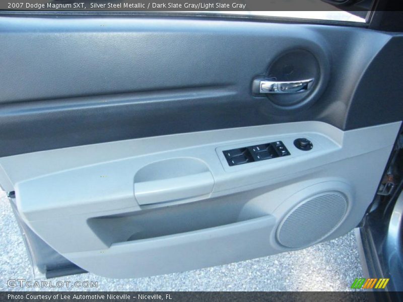 Silver Steel Metallic / Dark Slate Gray/Light Slate Gray 2007 Dodge Magnum SXT