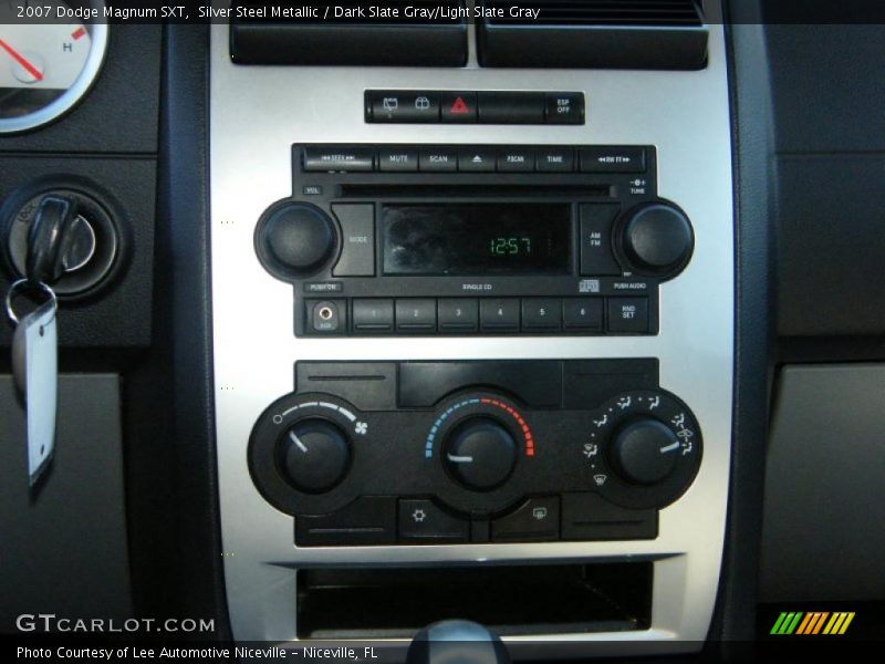 Silver Steel Metallic / Dark Slate Gray/Light Slate Gray 2007 Dodge Magnum SXT