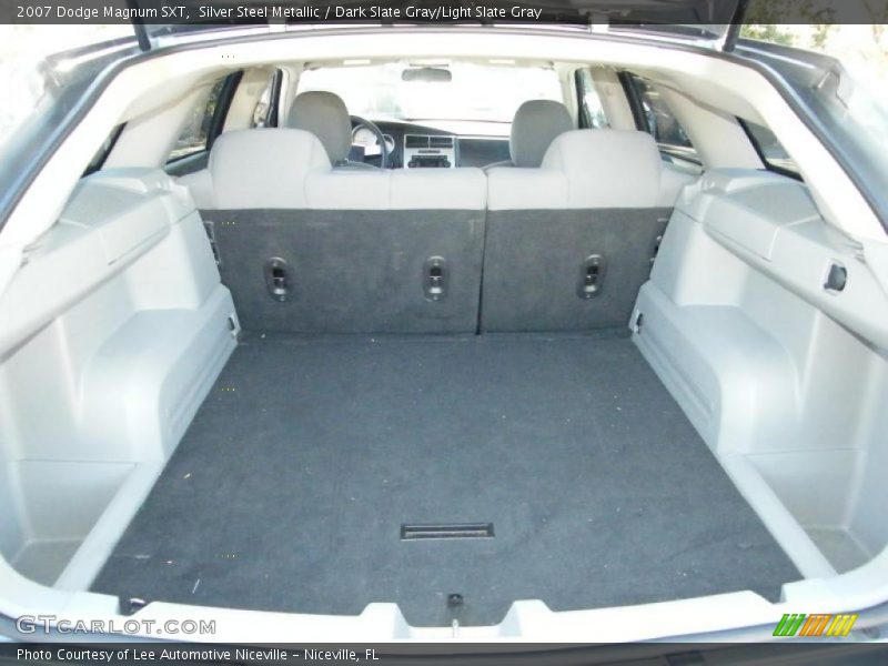 Silver Steel Metallic / Dark Slate Gray/Light Slate Gray 2007 Dodge Magnum SXT