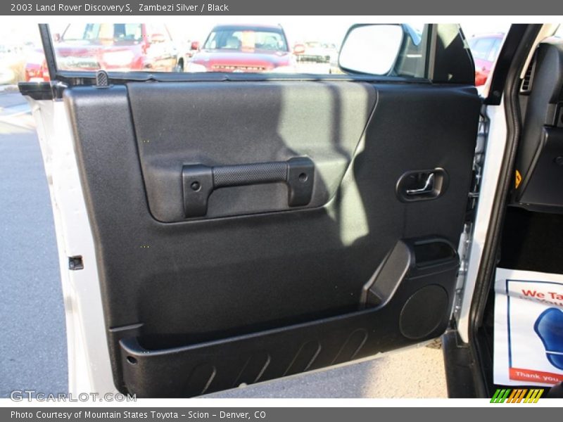 Zambezi Silver / Black 2003 Land Rover Discovery S