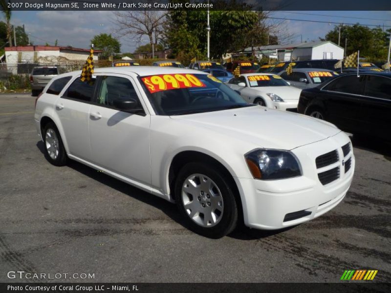 Stone White / Dark Slate Gray/Light Graystone 2007 Dodge Magnum SE