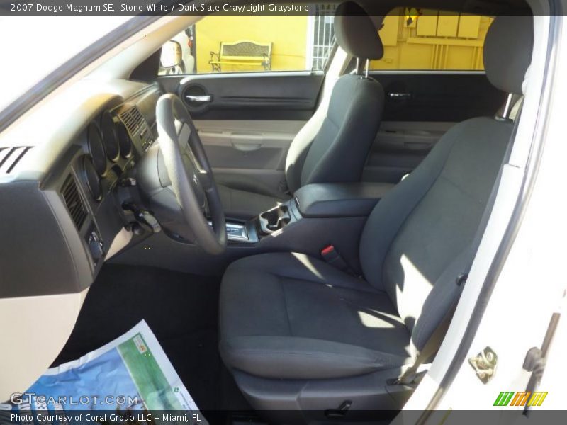 Stone White / Dark Slate Gray/Light Graystone 2007 Dodge Magnum SE