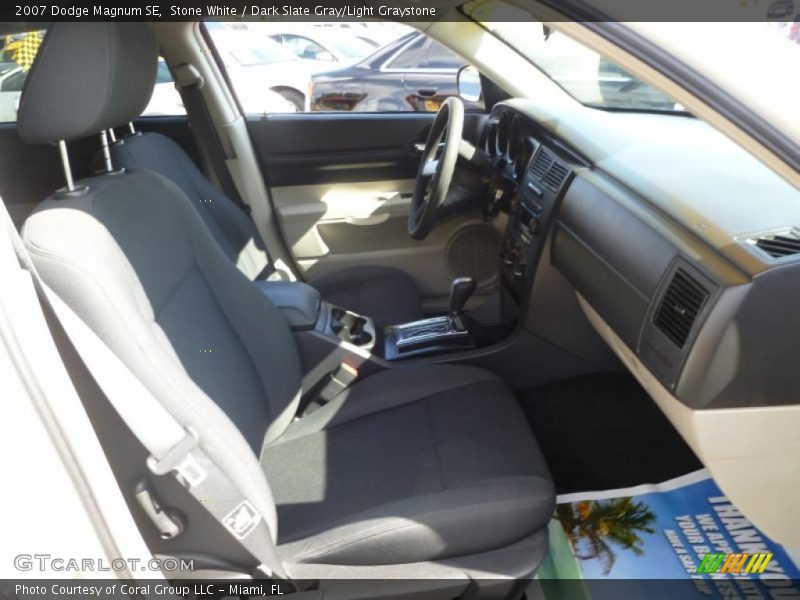 Stone White / Dark Slate Gray/Light Graystone 2007 Dodge Magnum SE