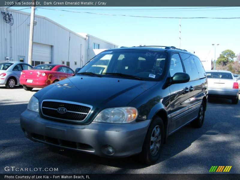 Dark Green Emerald Metallic / Gray 2005 Kia Sedona EX