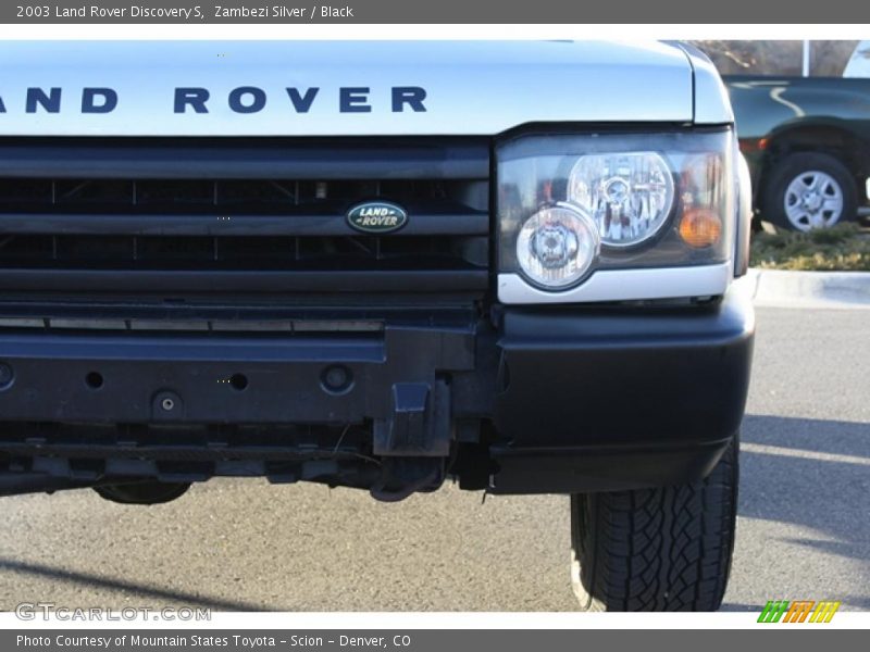 Zambezi Silver / Black 2003 Land Rover Discovery S