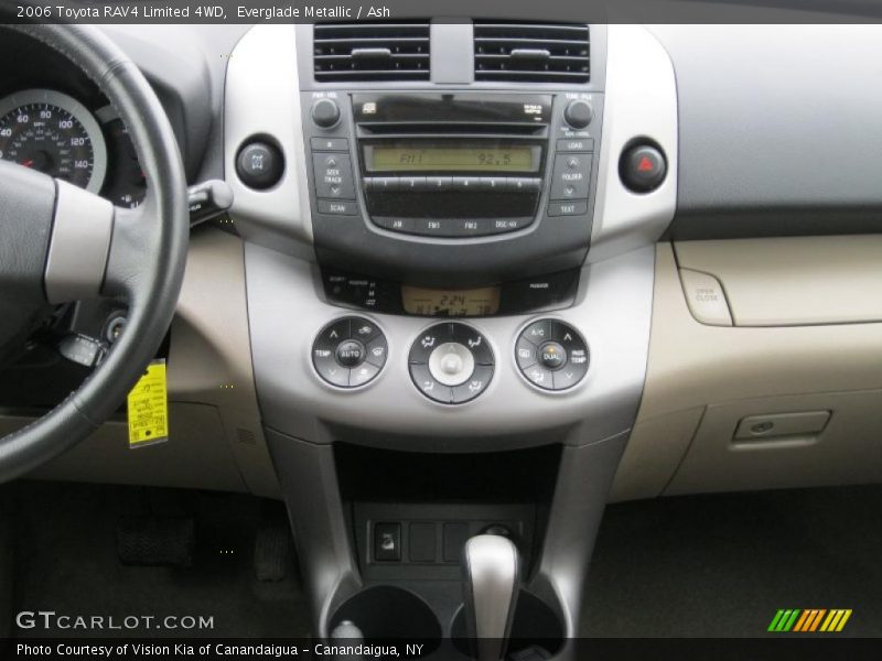 Everglade Metallic / Ash 2006 Toyota RAV4 Limited 4WD