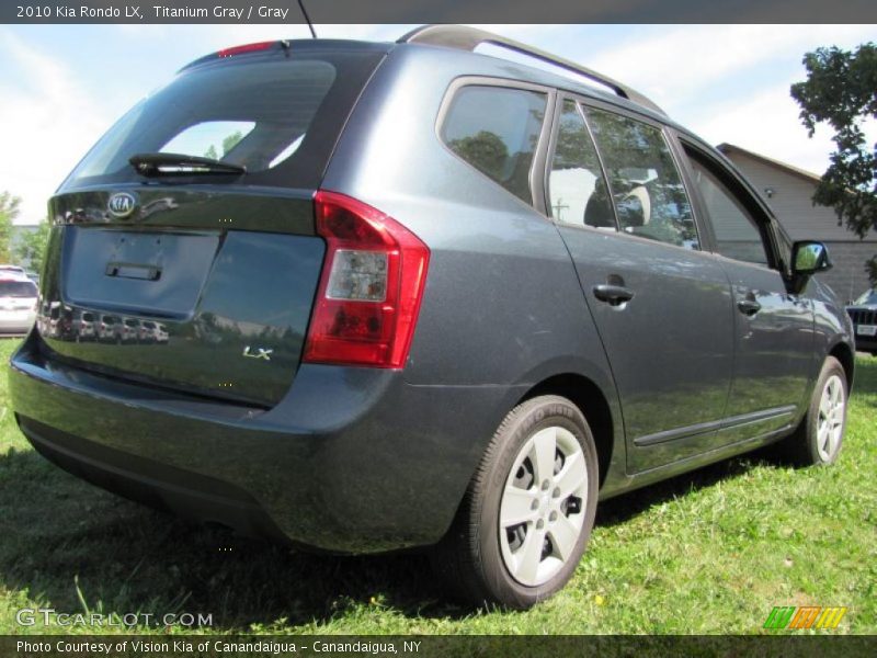 Titanium Gray / Gray 2010 Kia Rondo LX