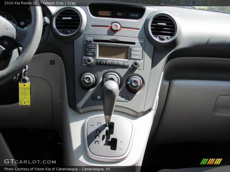 Titanium Gray / Gray 2010 Kia Rondo LX