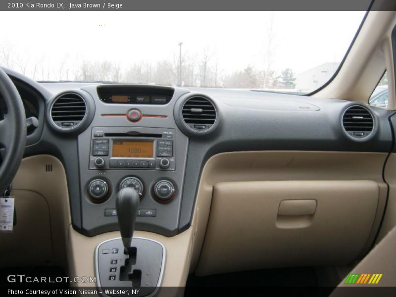 Dashboard of 2010 Rondo LX