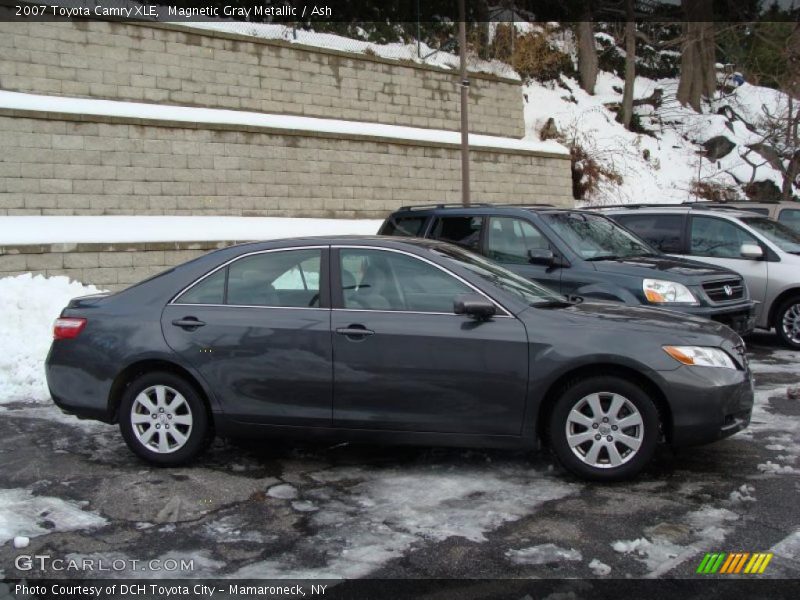 Magnetic Gray Metallic / Ash 2007 Toyota Camry XLE