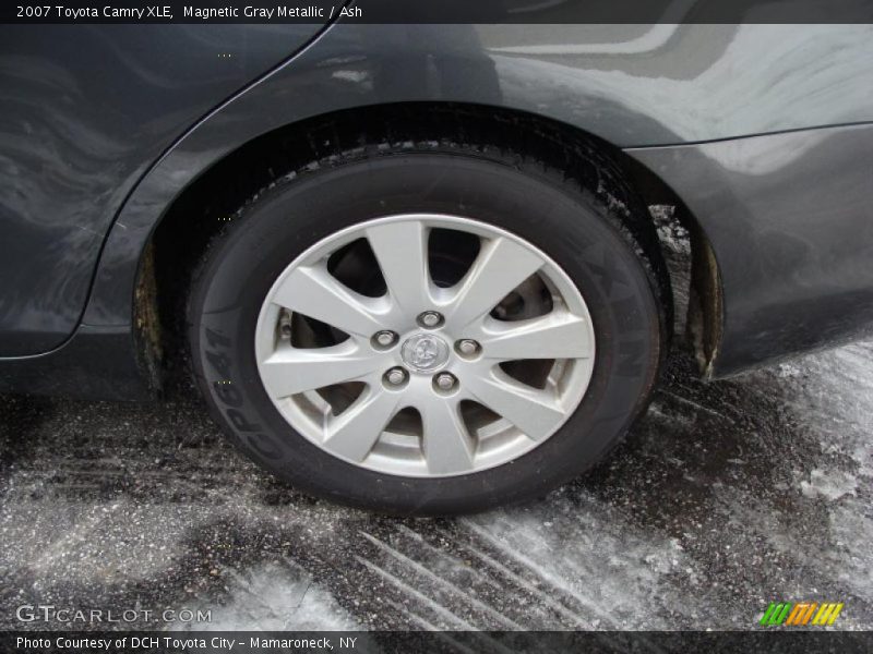 Magnetic Gray Metallic / Ash 2007 Toyota Camry XLE