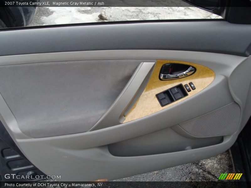 Magnetic Gray Metallic / Ash 2007 Toyota Camry XLE
