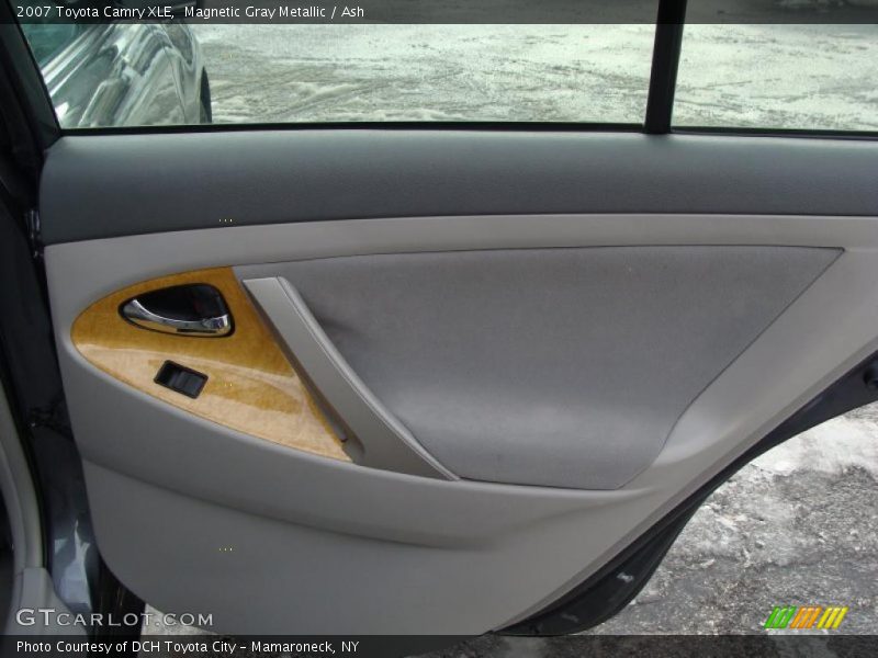Magnetic Gray Metallic / Ash 2007 Toyota Camry XLE