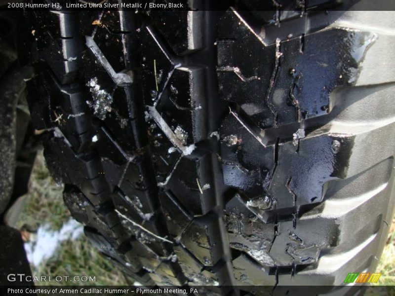 Limited Ultra Silver Metallic / Ebony Black 2008 Hummer H3