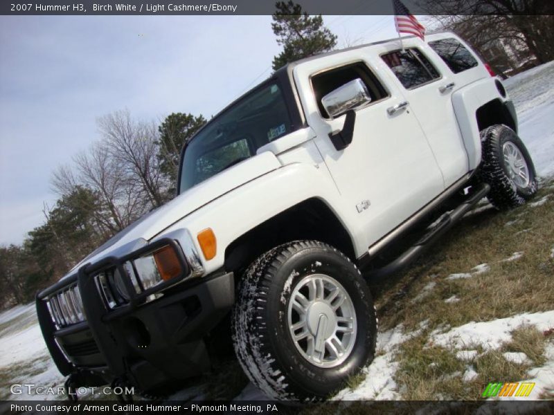 Birch White / Light Cashmere/Ebony 2007 Hummer H3