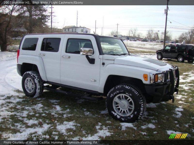 Birch White / Light Cashmere/Ebony 2007 Hummer H3