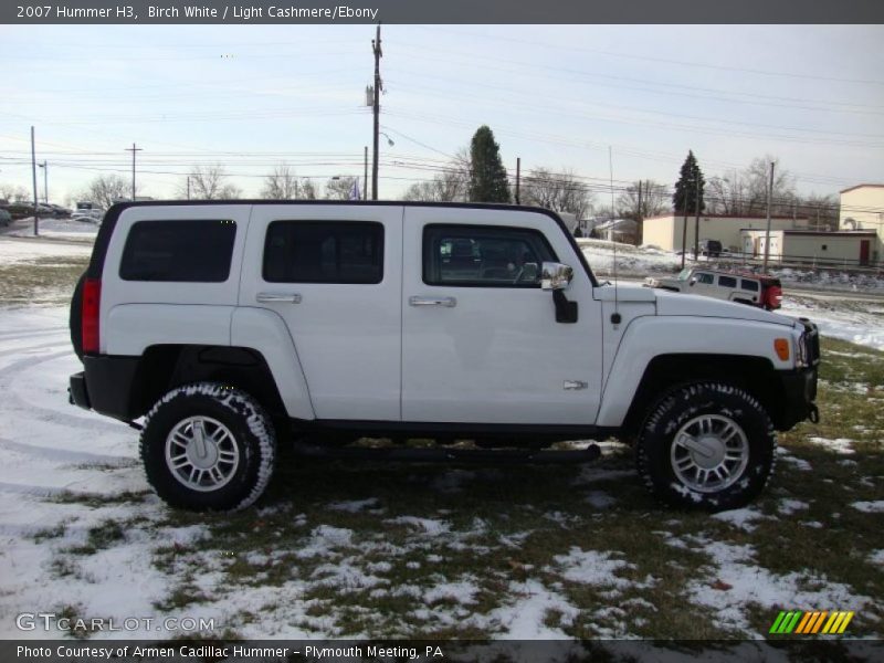 Birch White / Light Cashmere/Ebony 2007 Hummer H3