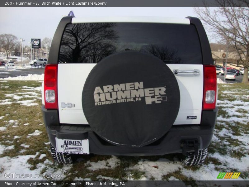 Birch White / Light Cashmere/Ebony 2007 Hummer H3