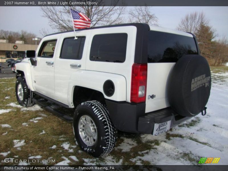 Birch White / Light Cashmere/Ebony 2007 Hummer H3