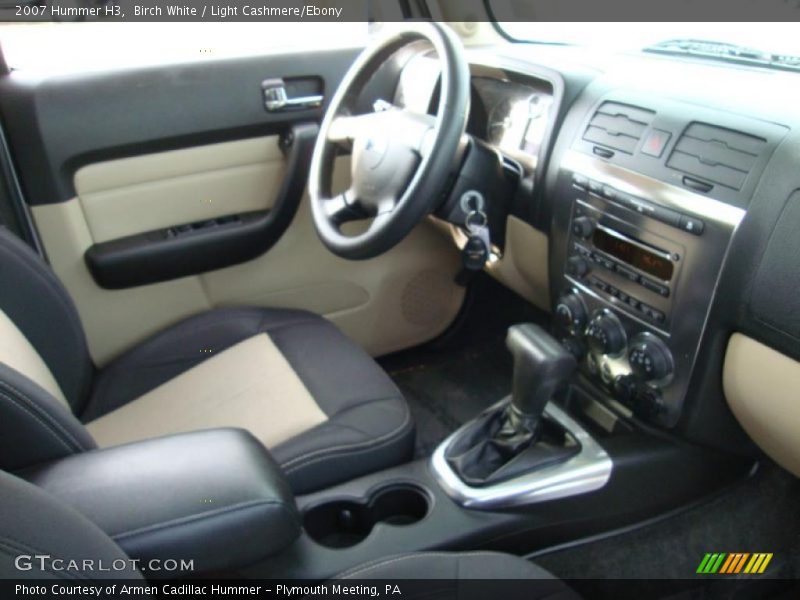 Birch White / Light Cashmere/Ebony 2007 Hummer H3