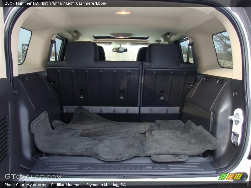 Birch White / Light Cashmere/Ebony 2007 Hummer H3