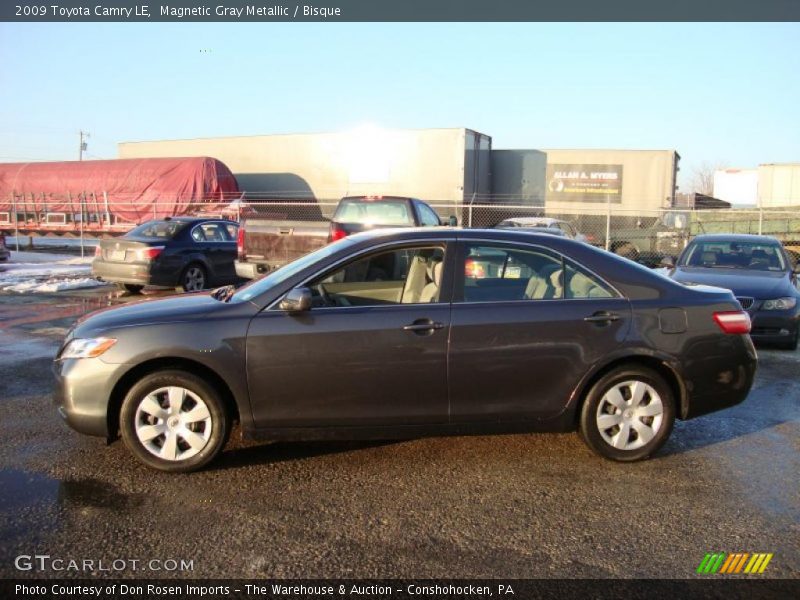 Magnetic Gray Metallic / Bisque 2009 Toyota Camry LE