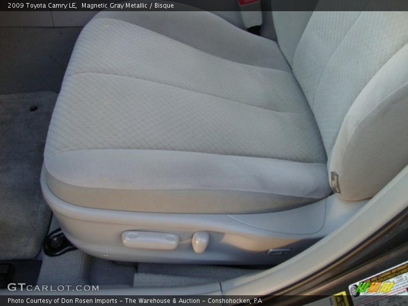 Magnetic Gray Metallic / Bisque 2009 Toyota Camry LE