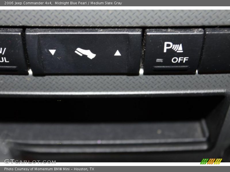 Midnight Blue Pearl / Medium Slate Gray 2006 Jeep Commander 4x4