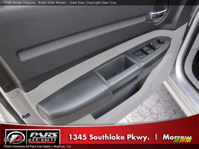 Bright Silver Metallic / Dark Slate Gray/Light Slate Gray 2008 Dodge Magnum